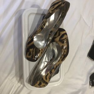 Super cute wedge heel